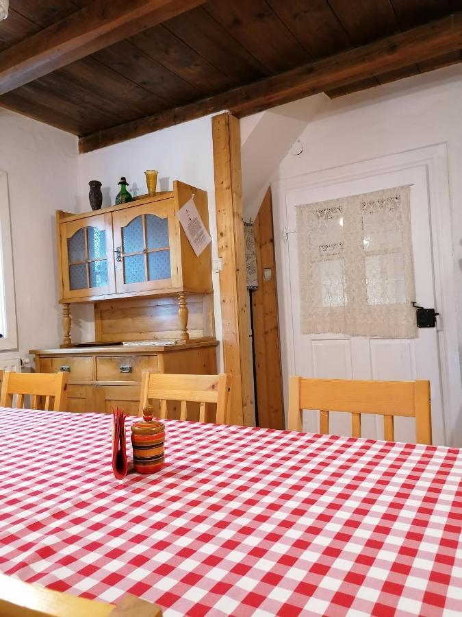 Zsambeki Vendeghaz -Anno1815- Hotel Zewnętrze zdjęcie