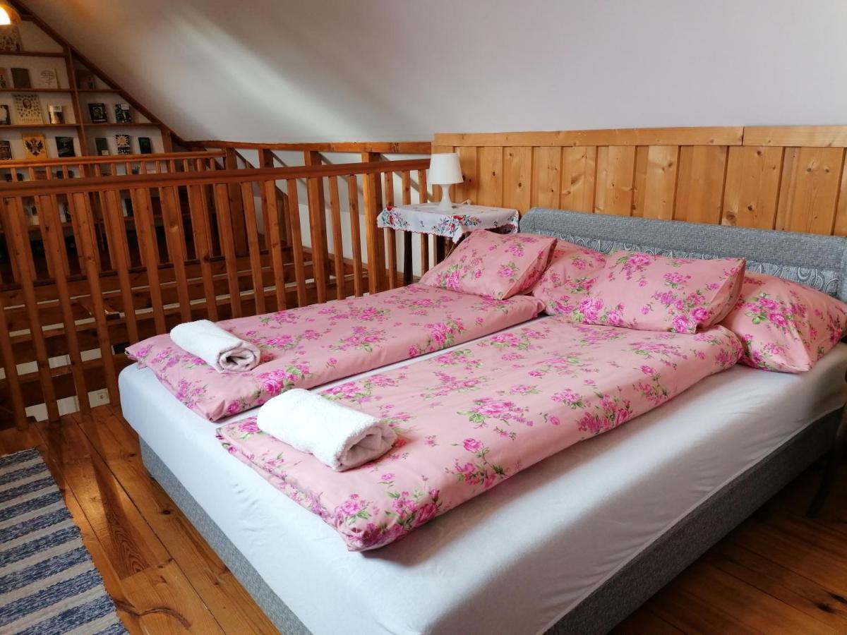 Zsambeki Vendeghaz -Anno1815- Hotel Zewnętrze zdjęcie